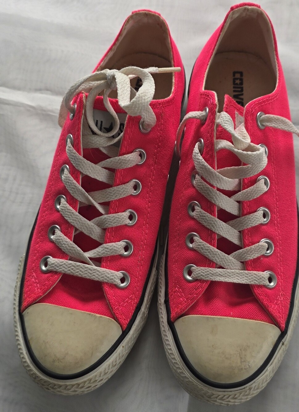 Converse Low Top Canvas Sneakers - Bright Pink